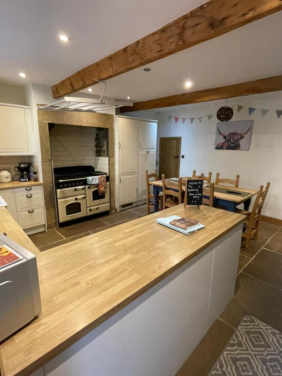 Wuthering Cottage - Central, Stylish, Cosy, Comfy Haworth Eksteriør bilde